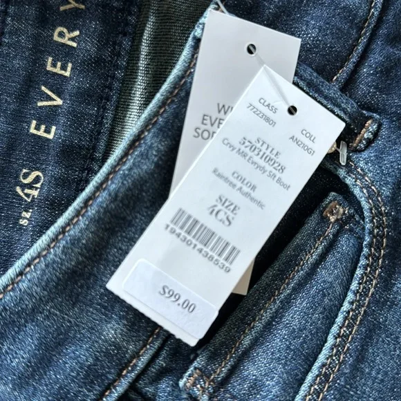 WHITE HOUSE BLACK MARKET JEANS…SIZE 4 CURVY SHORT NEW WITH TAG - Picture 3 of 16